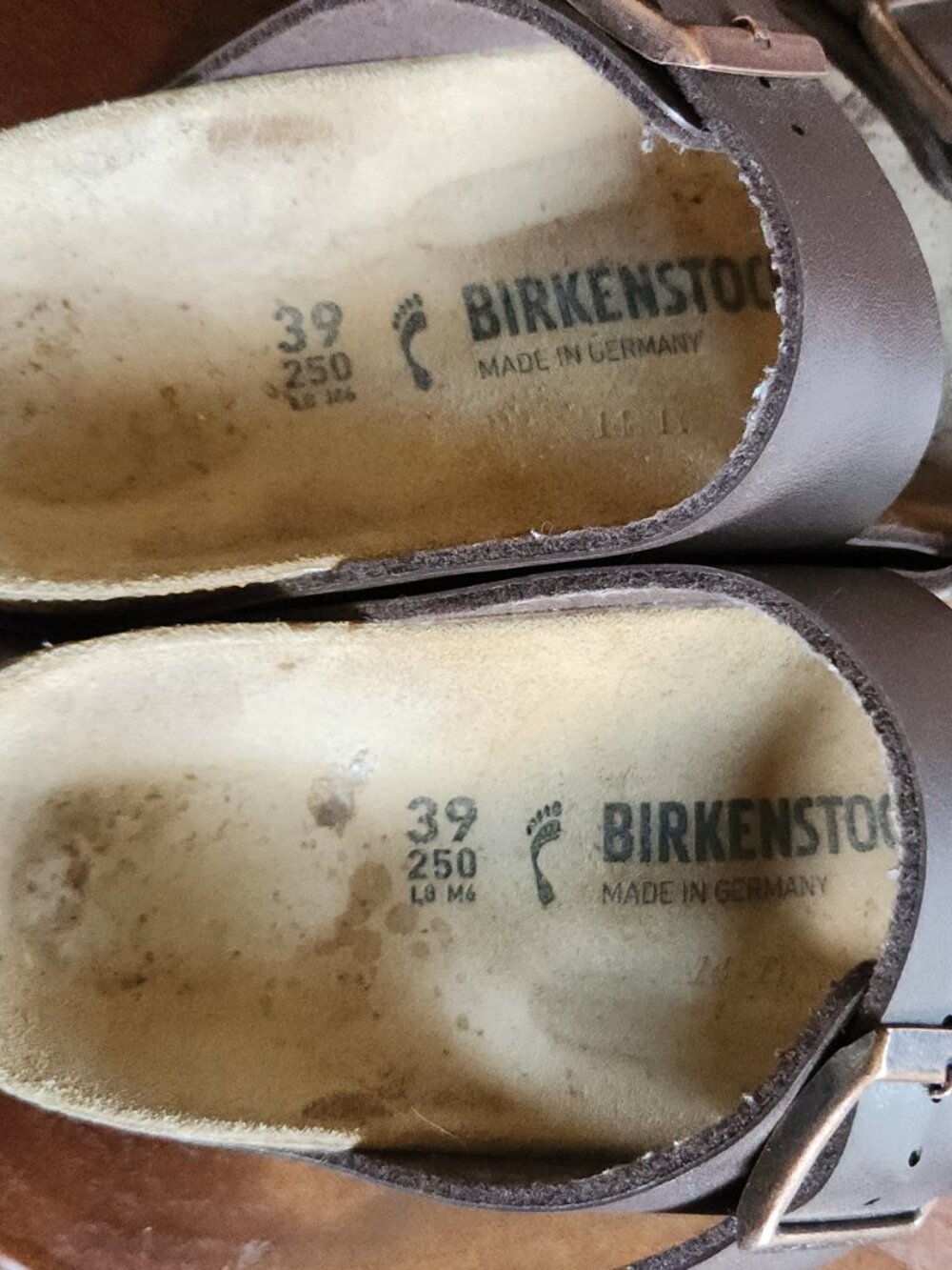 Birkenstock Arizona Sandals - Brown - Picture 4 of 7